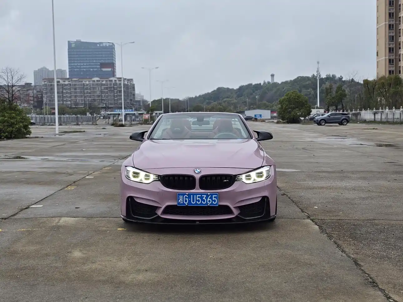 Photo 2 - BMW M4