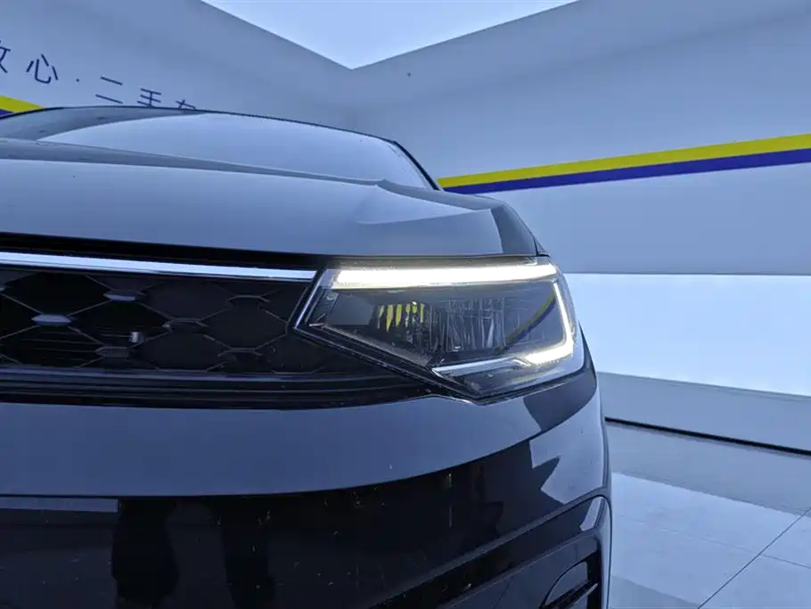 Volkswagen Lavida 2023 New Sharp 1.5L Auto Premium Edition фото 5