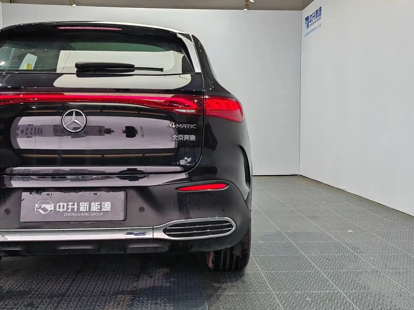 Mercedes-Benz EQE SUV 2024 500 4MATIC Luxury Edition фото 20