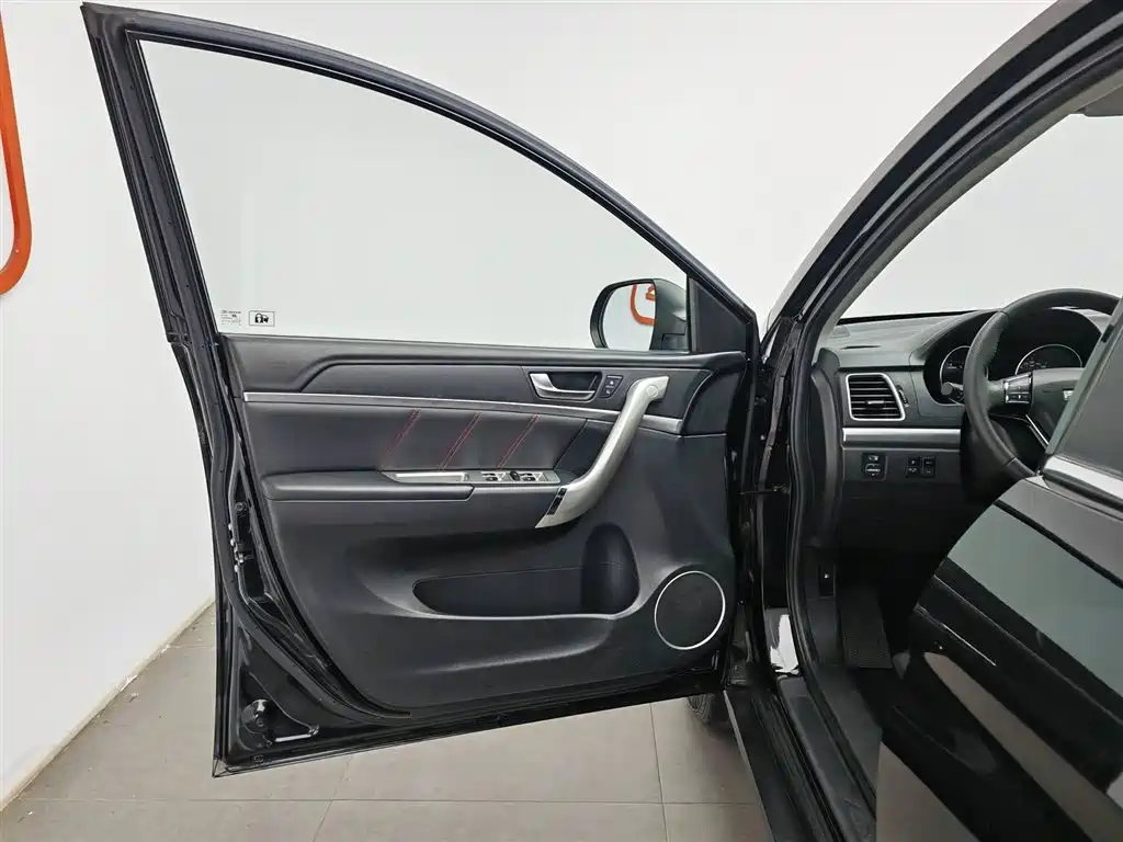 Haval M6 2019 1.5T DCT 2WD Elite Version China V фото 8
