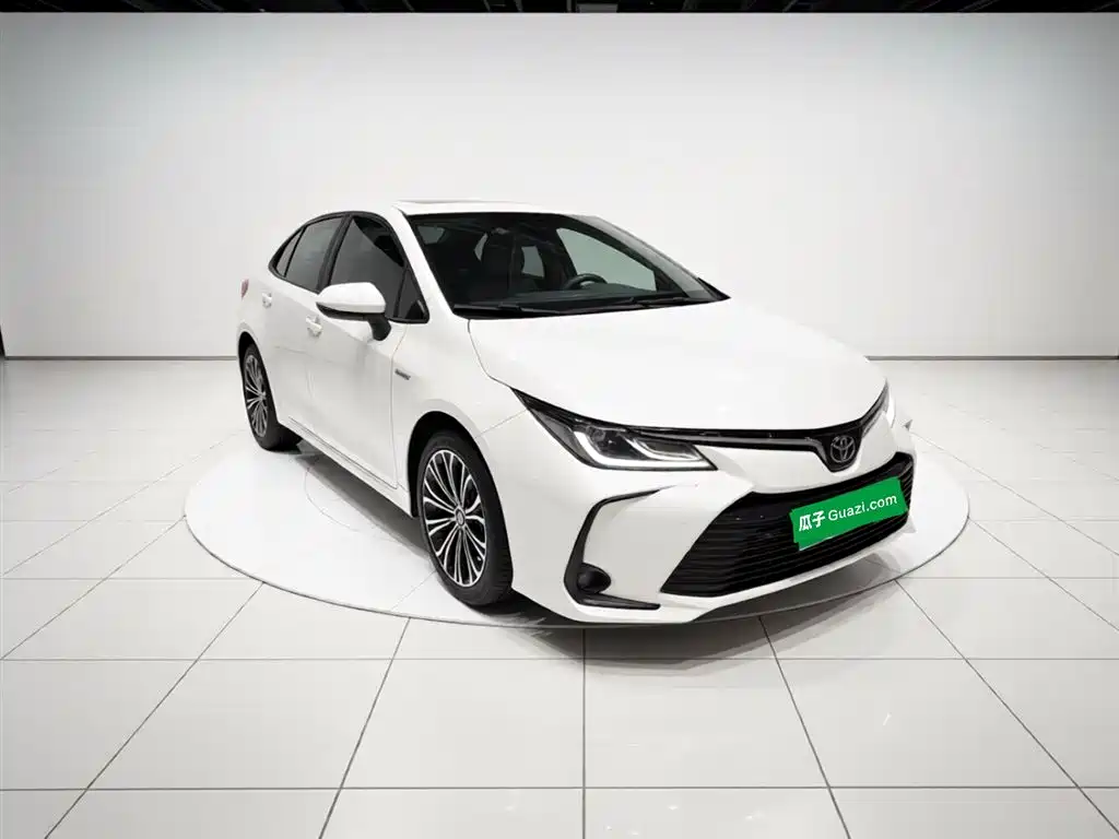 Toyota Corolla 2021 1.2T S-CVT Sport Edition фото 3