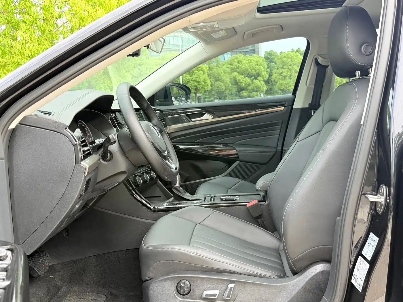 Volkswagen Passat 2019 Model 280TSI Business Edition China VI фото 14