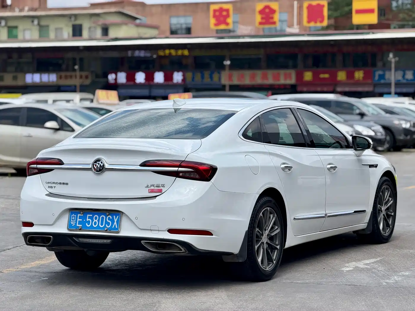 Buick LaCrosse 2019 28T Luxury Edition фото 4