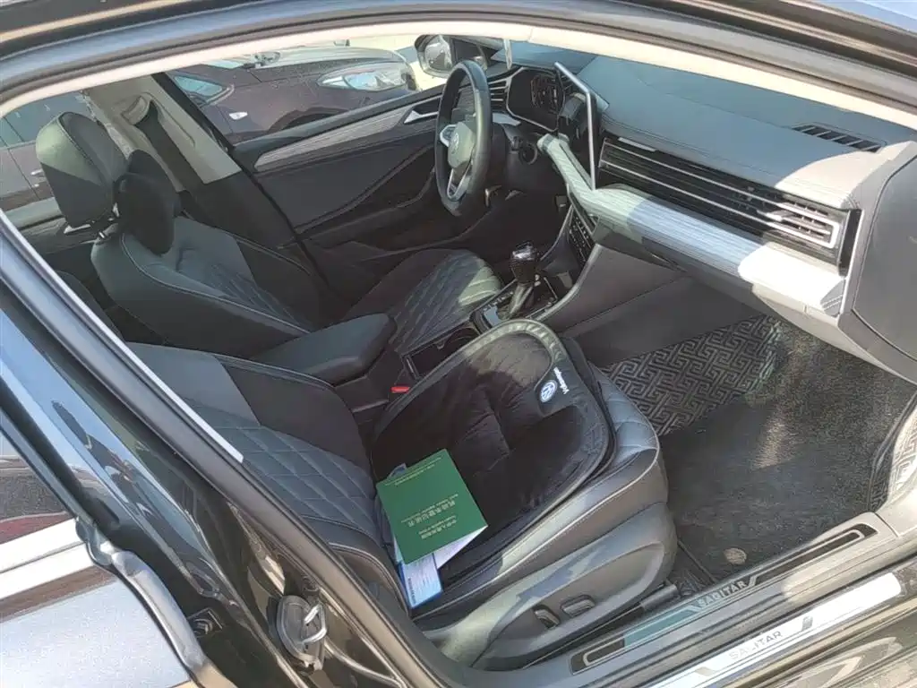 Volkswagen Sagitar 2023 300TSI DSG Excellence Edition фото 25