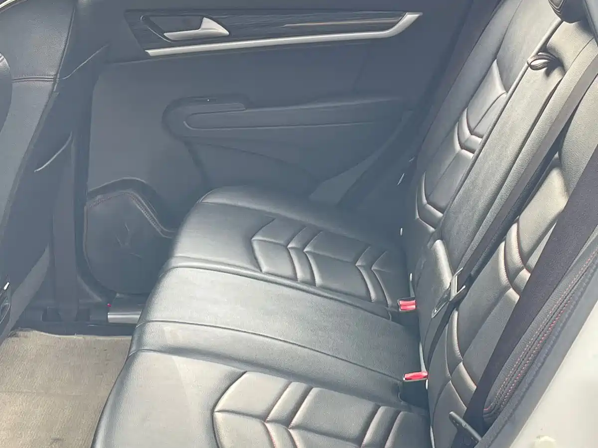 Dongfeng Aeolus Dongfeng Fengshen AX7 2016 2016 2.0L Manual Smart Joy
