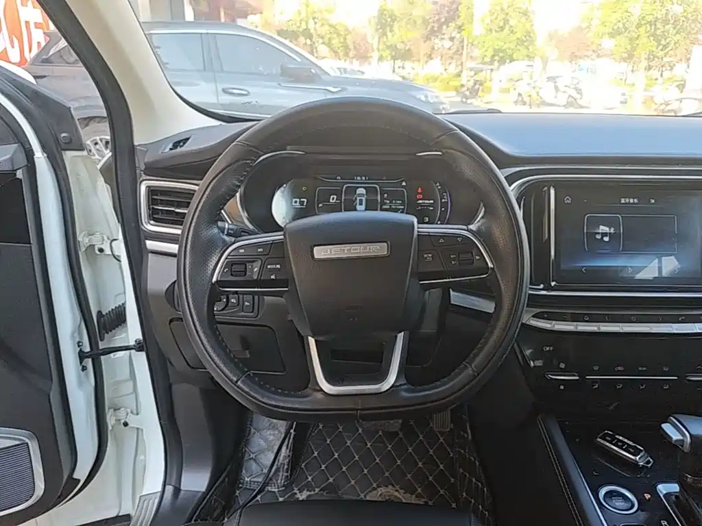 Jetour X90 2019 2019 1.5T Auto Luxury 6-seater China V