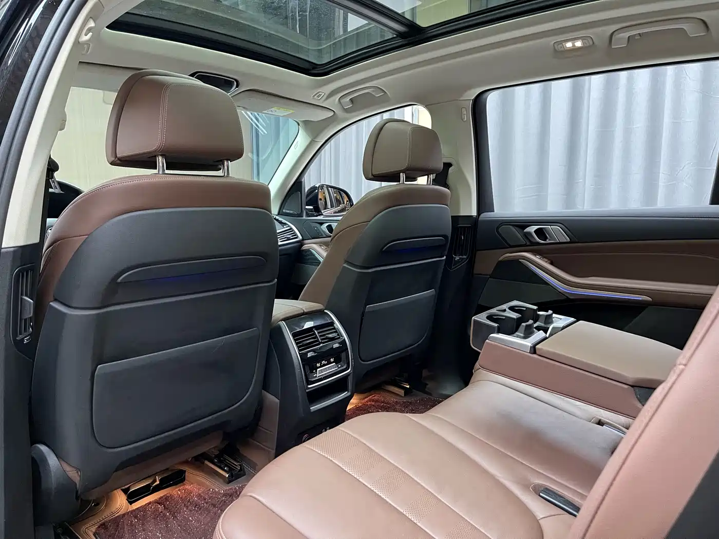 BMW X7 2020 xDrive40i Leading Luxury Package фото 6