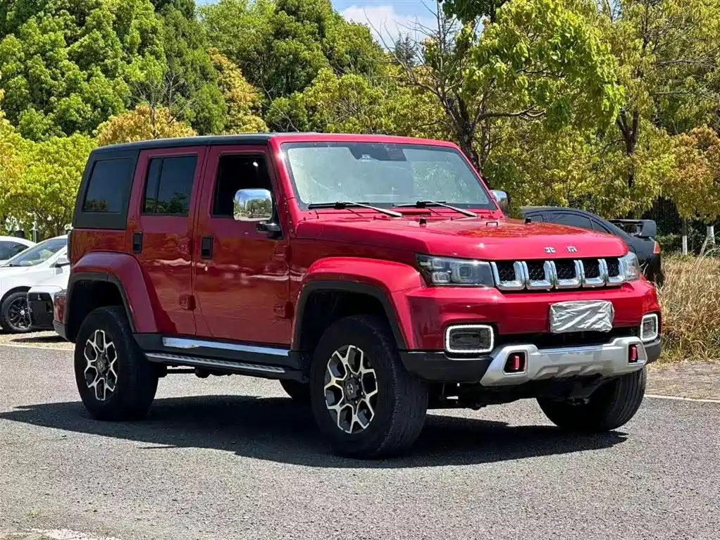 BAIC ORV Beijing Offroad BJ40 2019 PLUS 2.3T Automatic 4WD Luxury Edition China VI фото 3