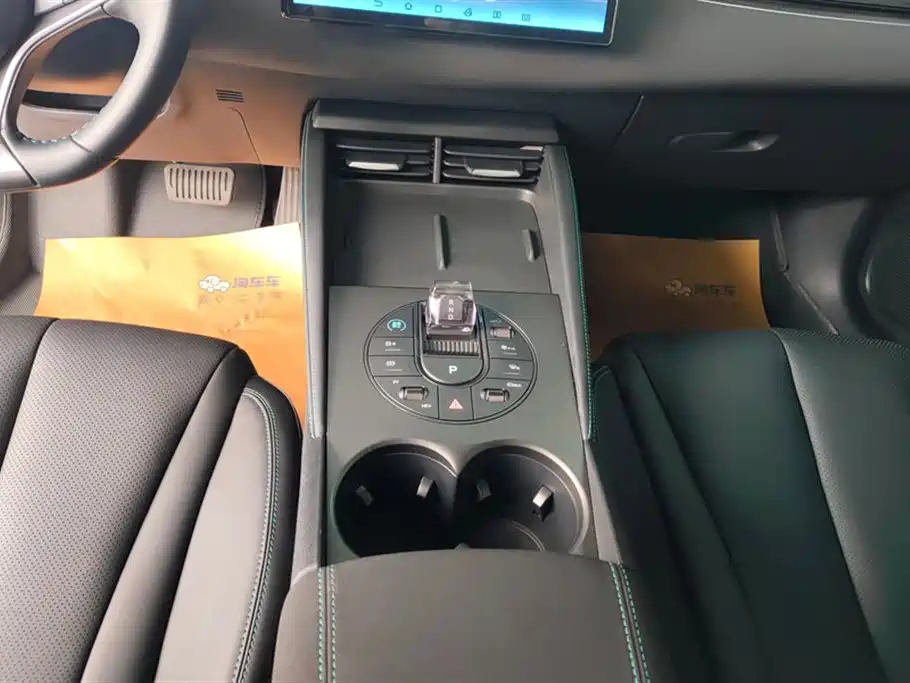 BYD Seal 06 New Energy 2024 DM-i 120KM Honor фото 16