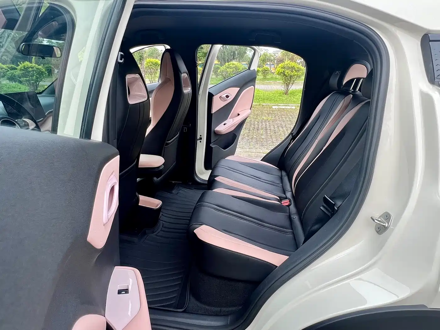 BYD Seagull 2024 Glory Edition 305km Freedom Edition фото 15