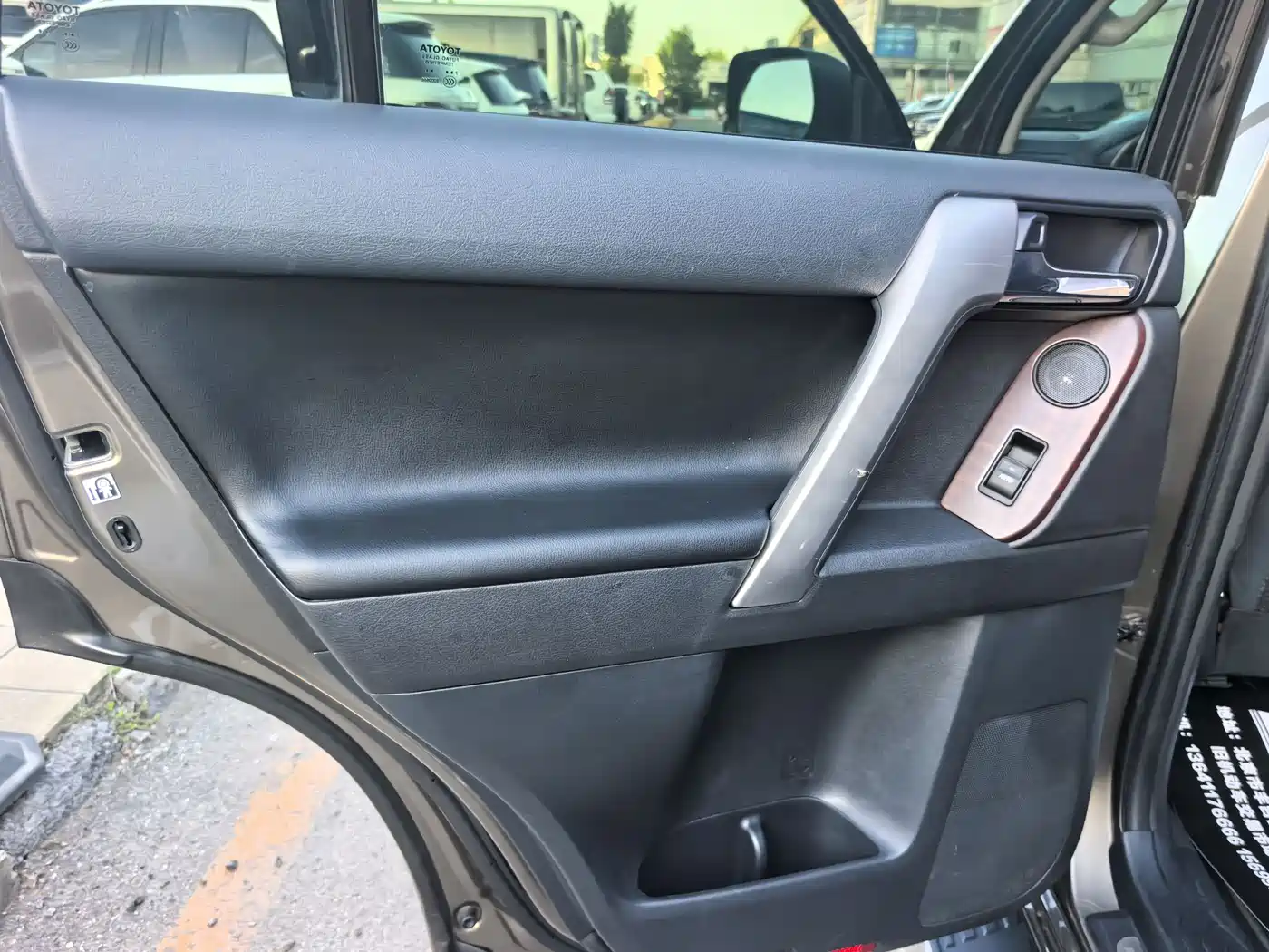 Toyota Prado 2016 3.5L Auto VX NAVI фото 16