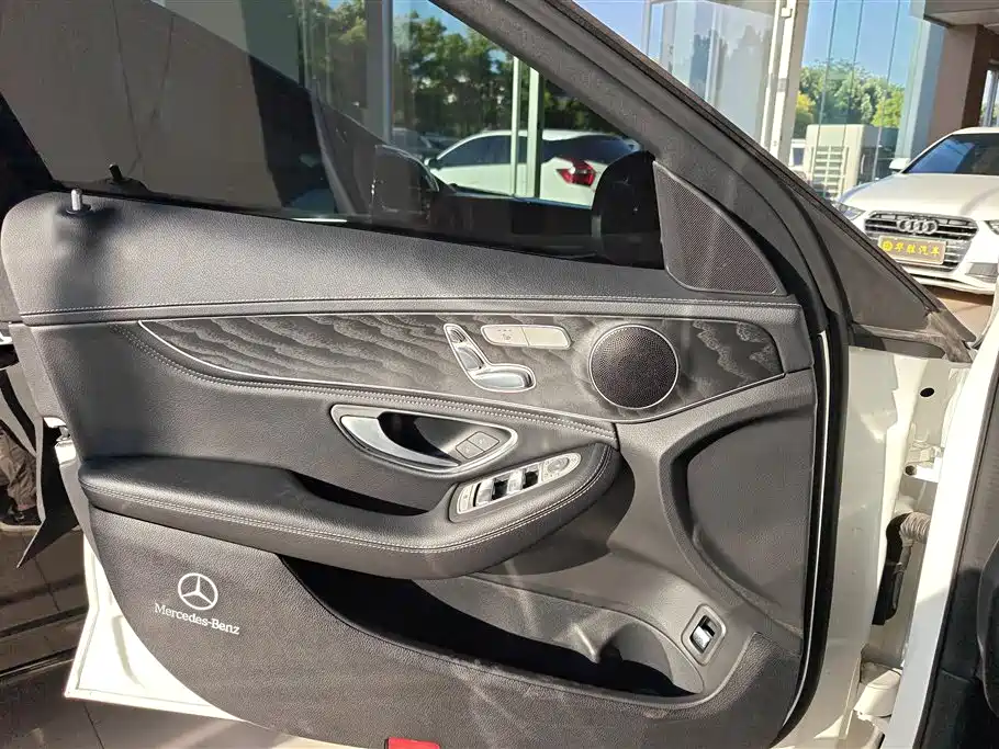 Mercedes-Benz C-Class 2018 C 200 Sport Edition фото 7