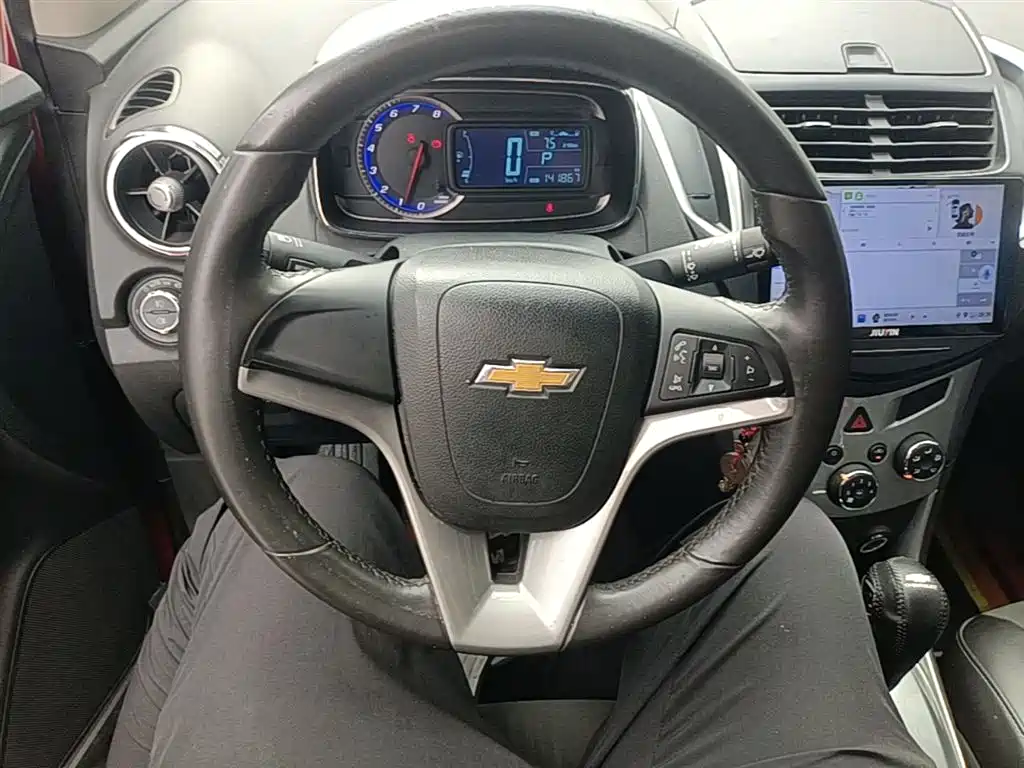 Chevrolet Trax 2014 1.4T Automatic 2WD Luxury фото 11