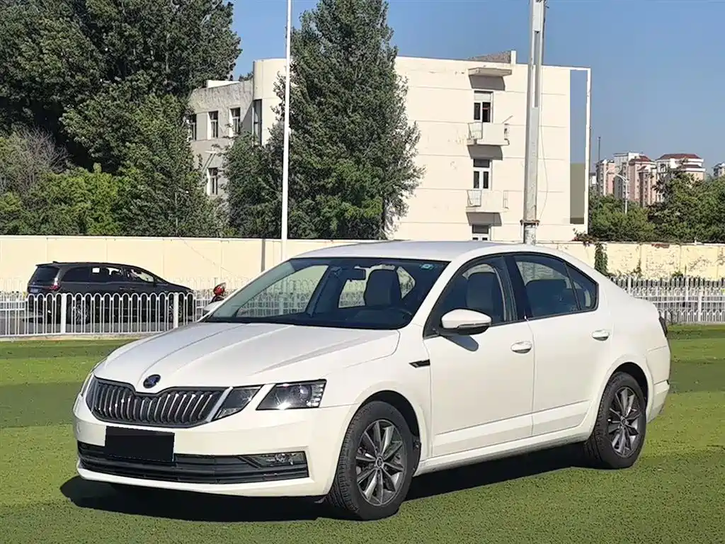 Škoda Octavia 2018 TSI230 DSG Comfort Edition