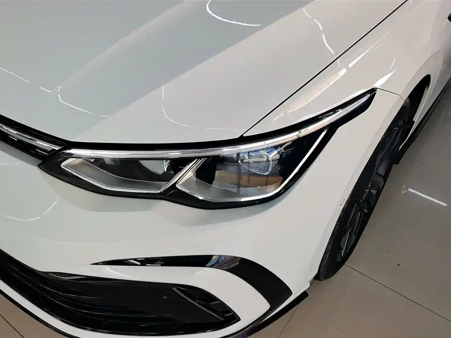 Volkswagen Golf 2021 280TSI DSG R-Line фото 5