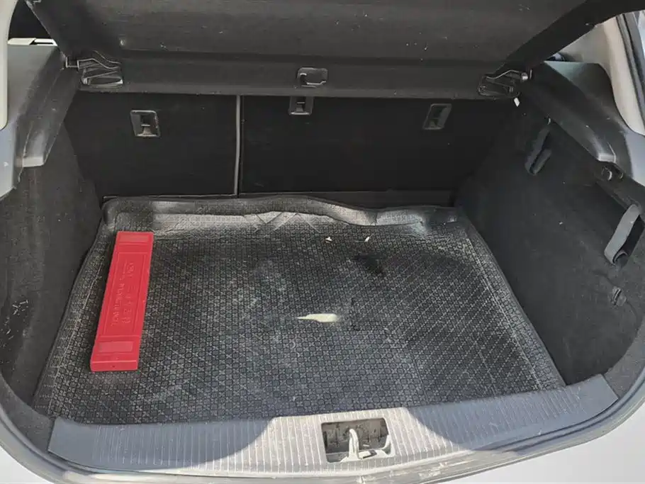 Buick Excelle 2012 XT 1.6L Automatic Fashion Edition фото 4