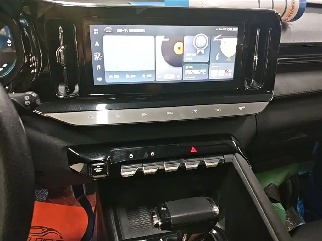 Baojun Valli 2021 2021 1.5T Nagqu Starry Sky CVT Flagship Model