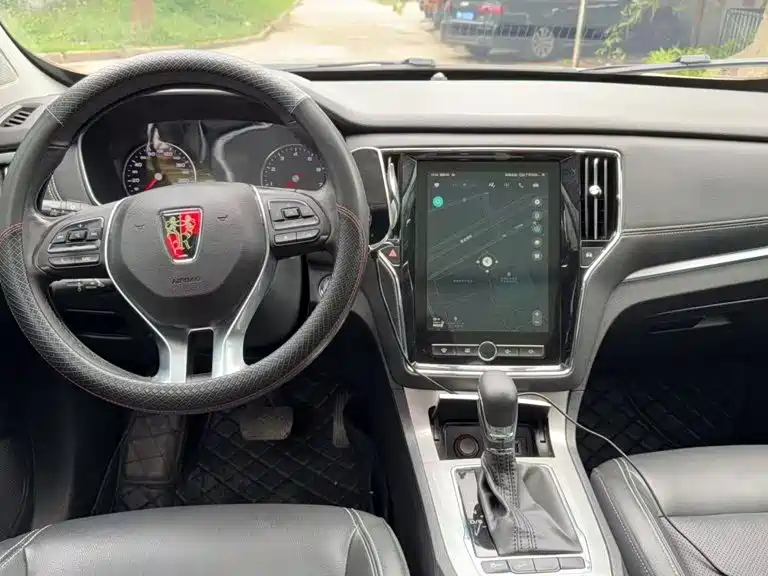 Фото 5 - Roewe RX5