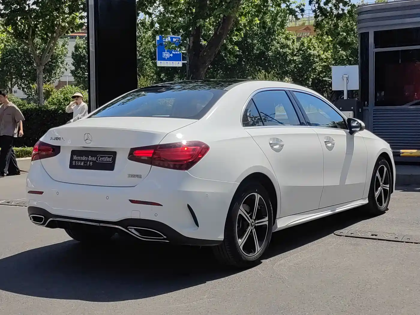 Mercedes-Benz A-Class 2023 A 200 L Fashion фото 7