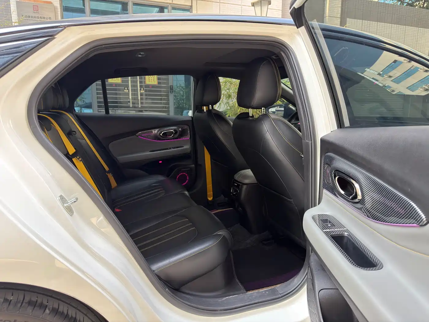 GAC Trumpchi Trumpchi Emkoo 2023 270T DCT J15 Edition фото 9