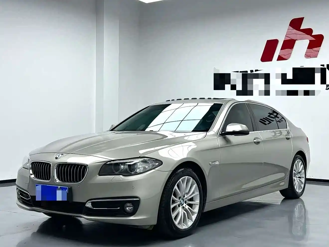 BMW 5 Series 2017 525Li Luxury Design Package