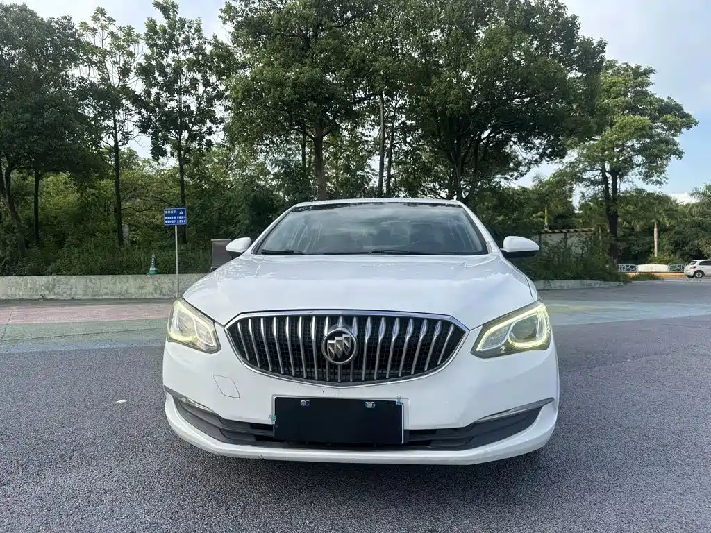 Фото 2 - Buick Excelle