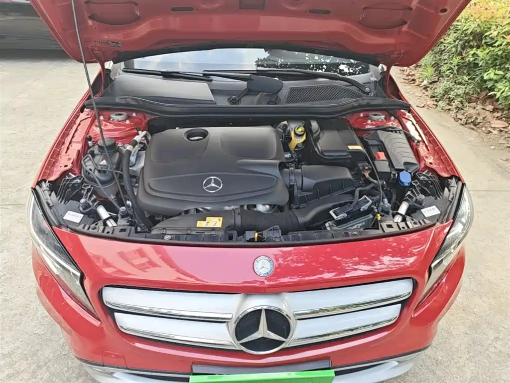 Mercedes-Benz GLA 2016 GLA 200 Dynamic фото 20