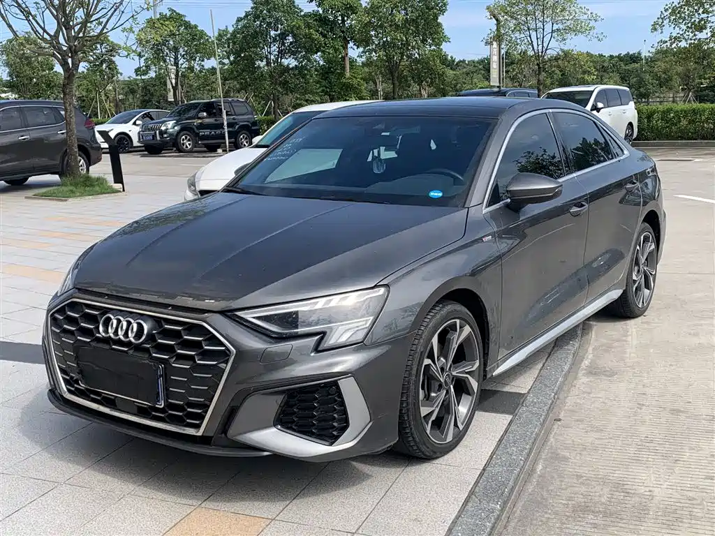 Audi A3 2024 Model A3L Limousine 35 TFSI Luxury Sport