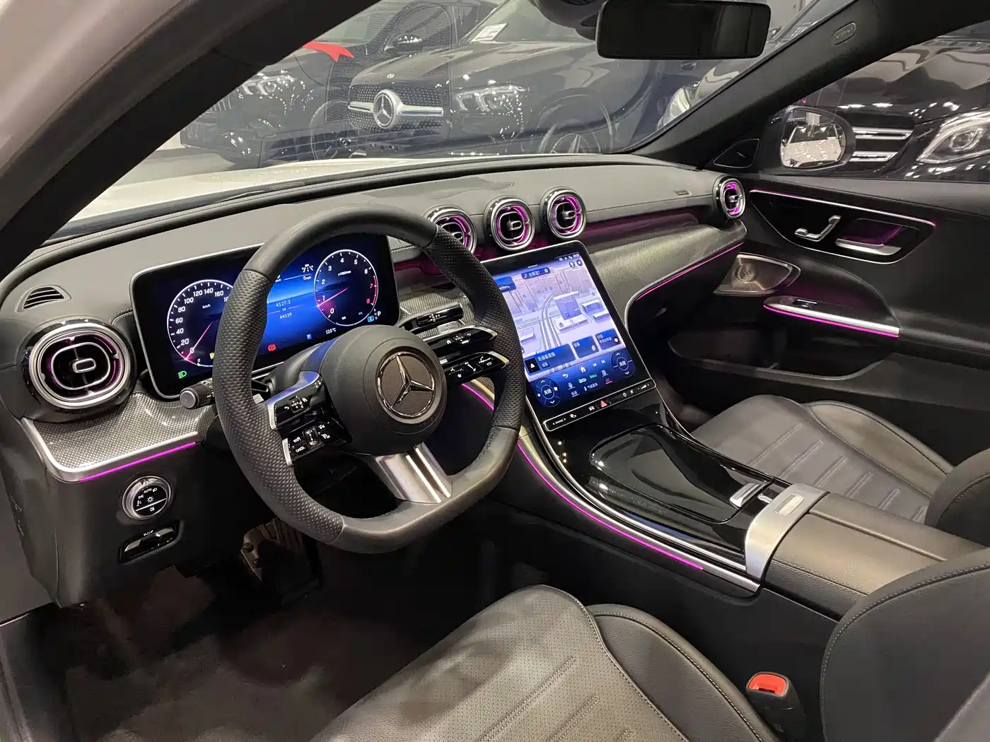 Mercedes-Benz C-Class 2023 Facelift II C 260 L Night Edition фото 7