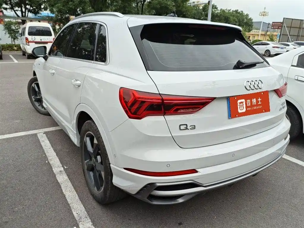 Audi Q3 2022 35 TFSI Fashion Dynamic фото 3