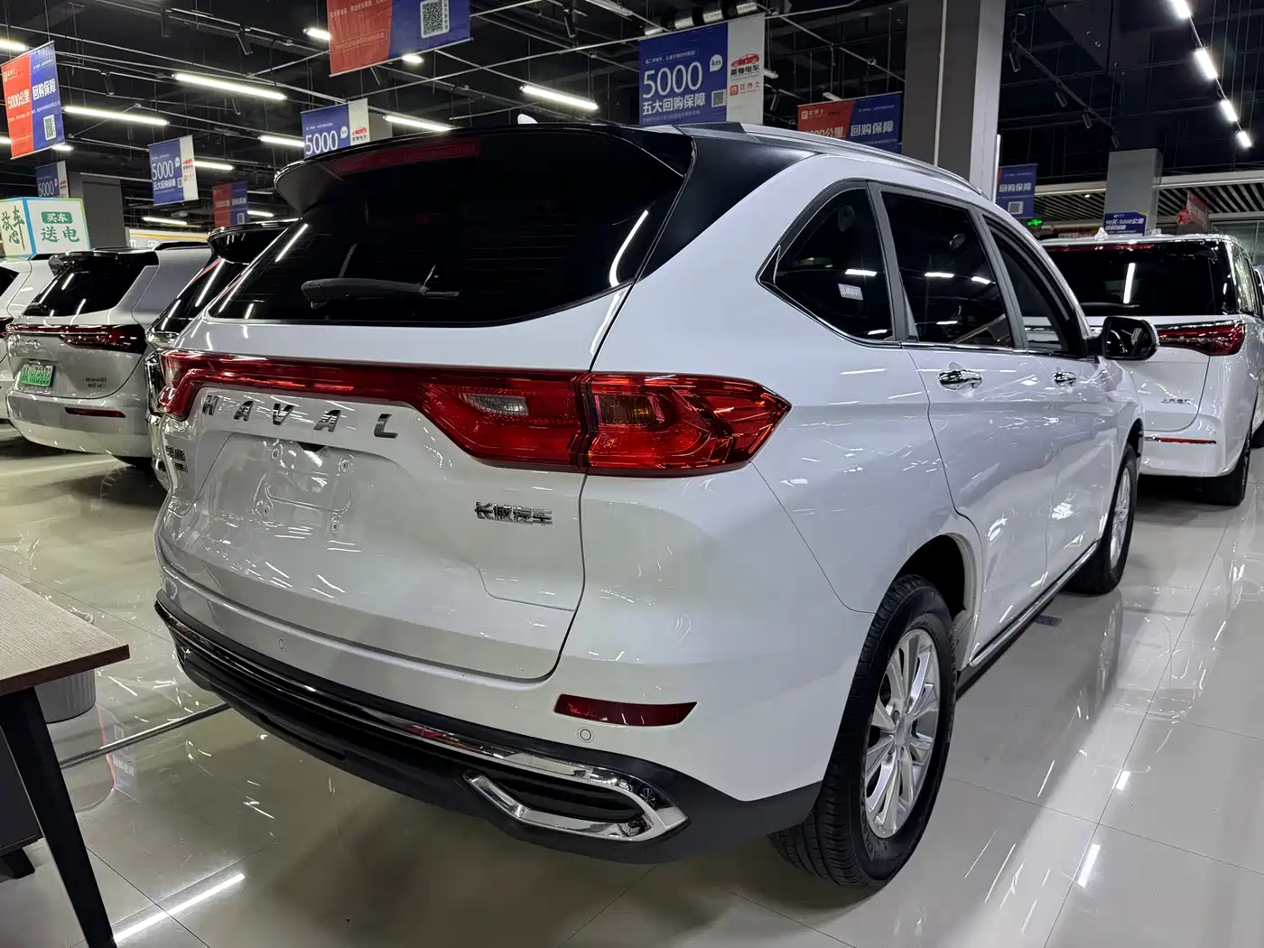 Haval M6 2021 PLUS 1.5T DCT Luxury Smart Connect фото 16