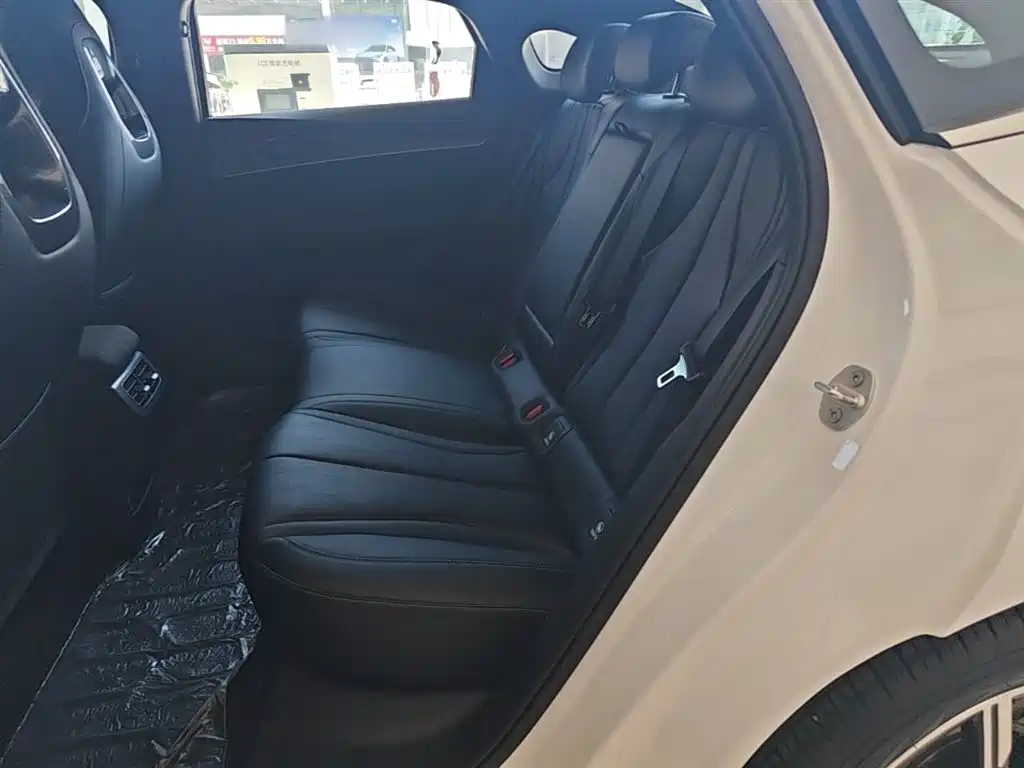 BYD Seal 06 New Energy 2025 DM-i Smart Drive Edition 120KM Luxury фото 17