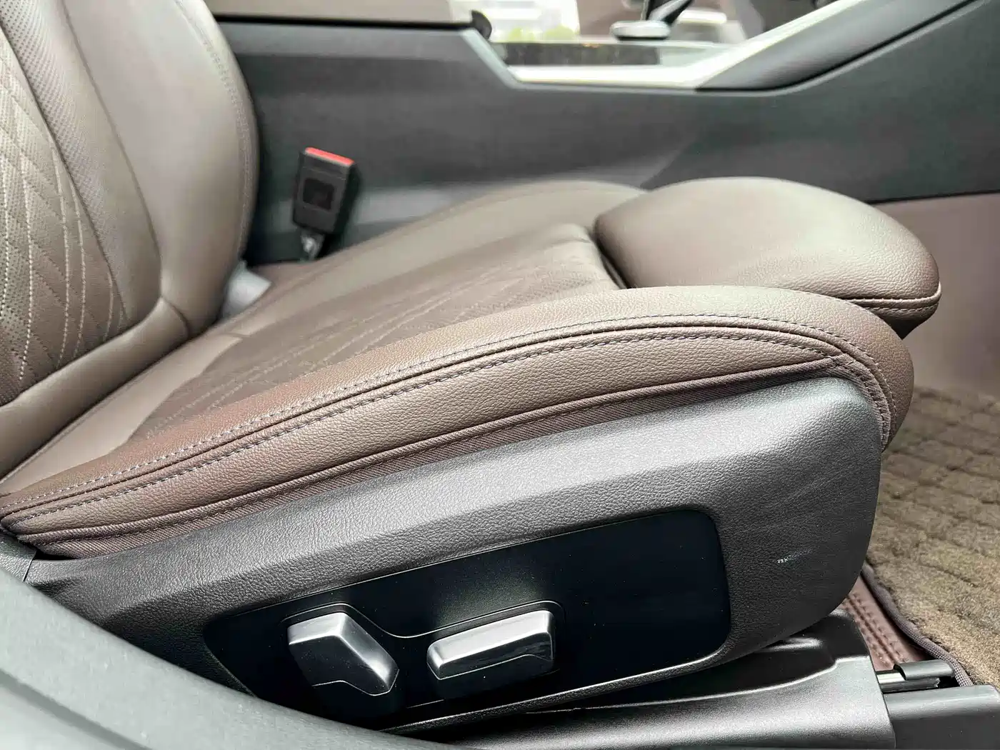 BMW 3 Series 2022 Facelift 325i M Sport Package фото 23