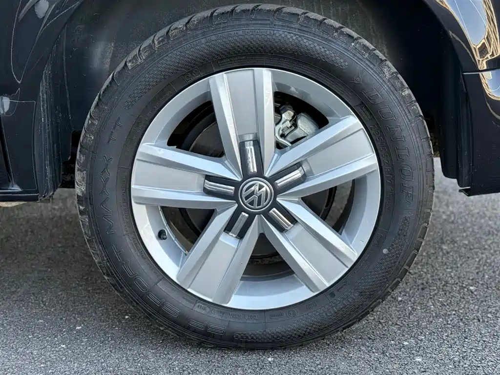Volkswagen Multivan 2016 2.0TSI 4WD Prestige 7-Seater фото 9