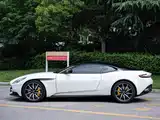 Фото 6 - Aston Martin DB11