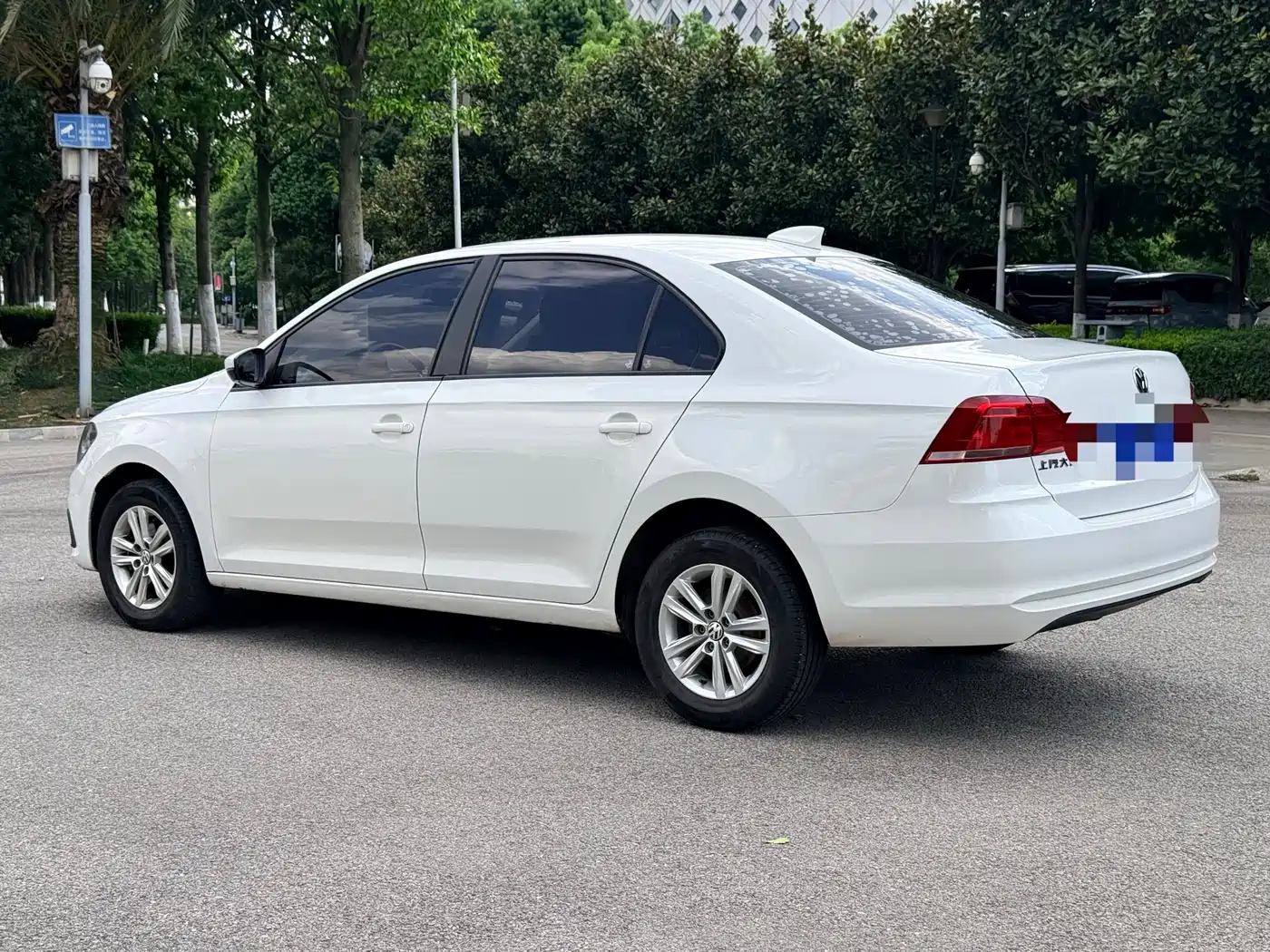 VOLKSWAGEN SANTANA