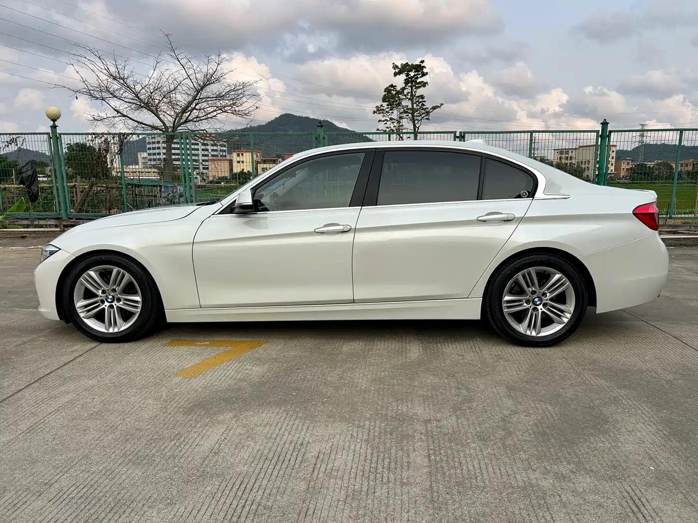 BMW 3 Series 2017 320Li Fashion фото 5