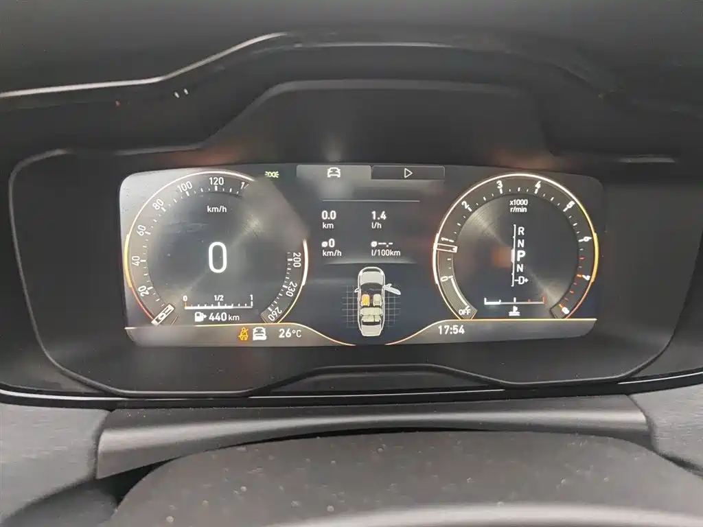 Lynk & Co 03 2021 2.0TD Auto Jin Champion Edition фото 4
