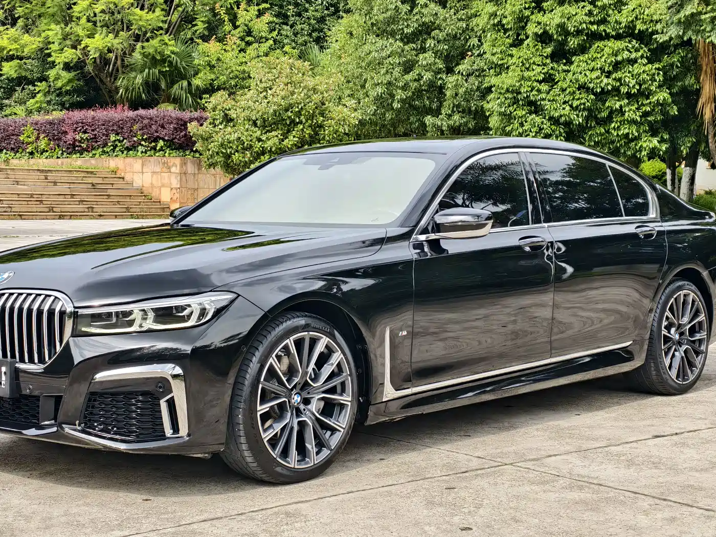BMW 7 Series 2019 740Li Leading M Sport Package