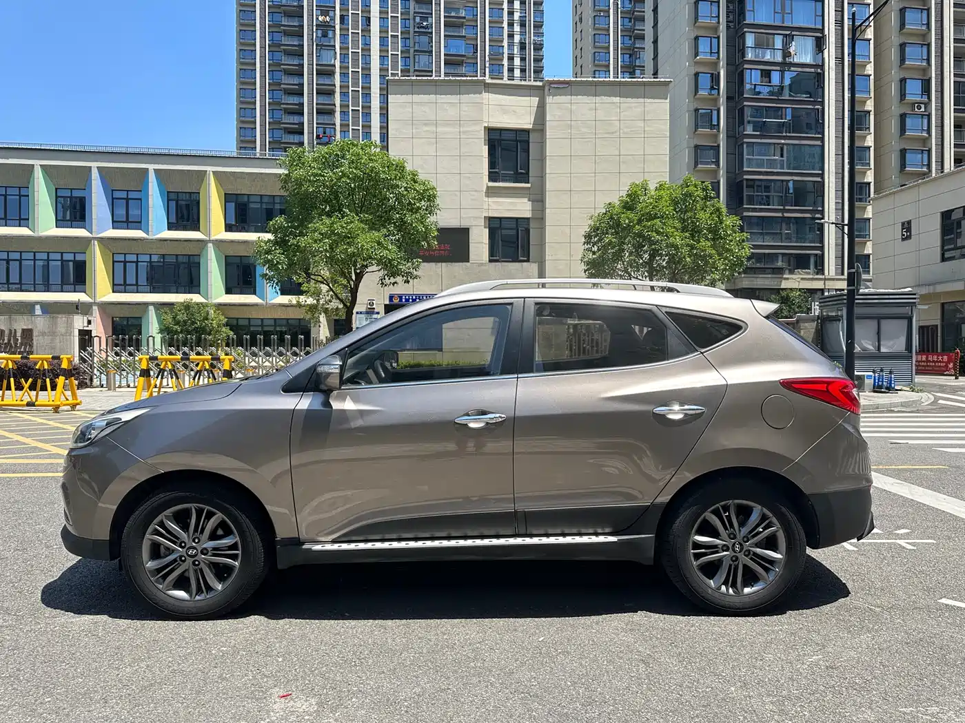 Hyundai Beijing Hyundai ix35 2015 2.0L Automatic 2WD Smart Type China IV фото 3