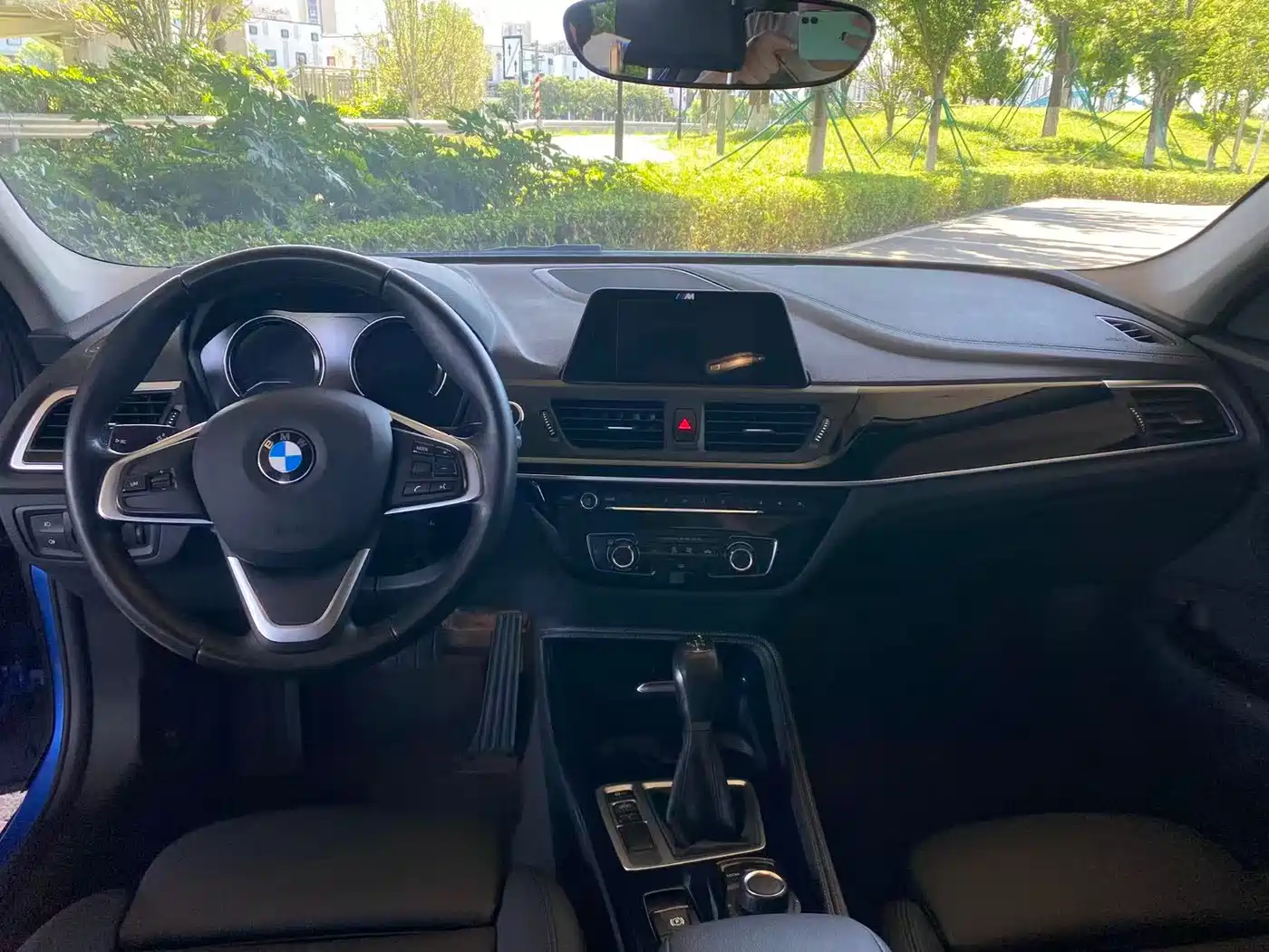 BMW 1 Series 2018 118i Sport Edition фото 4