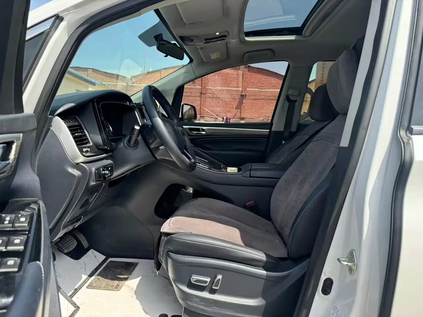 GAC Trumpchi Trumpchi M8 2023 Leading Series 390T Premium Edition фото 3
