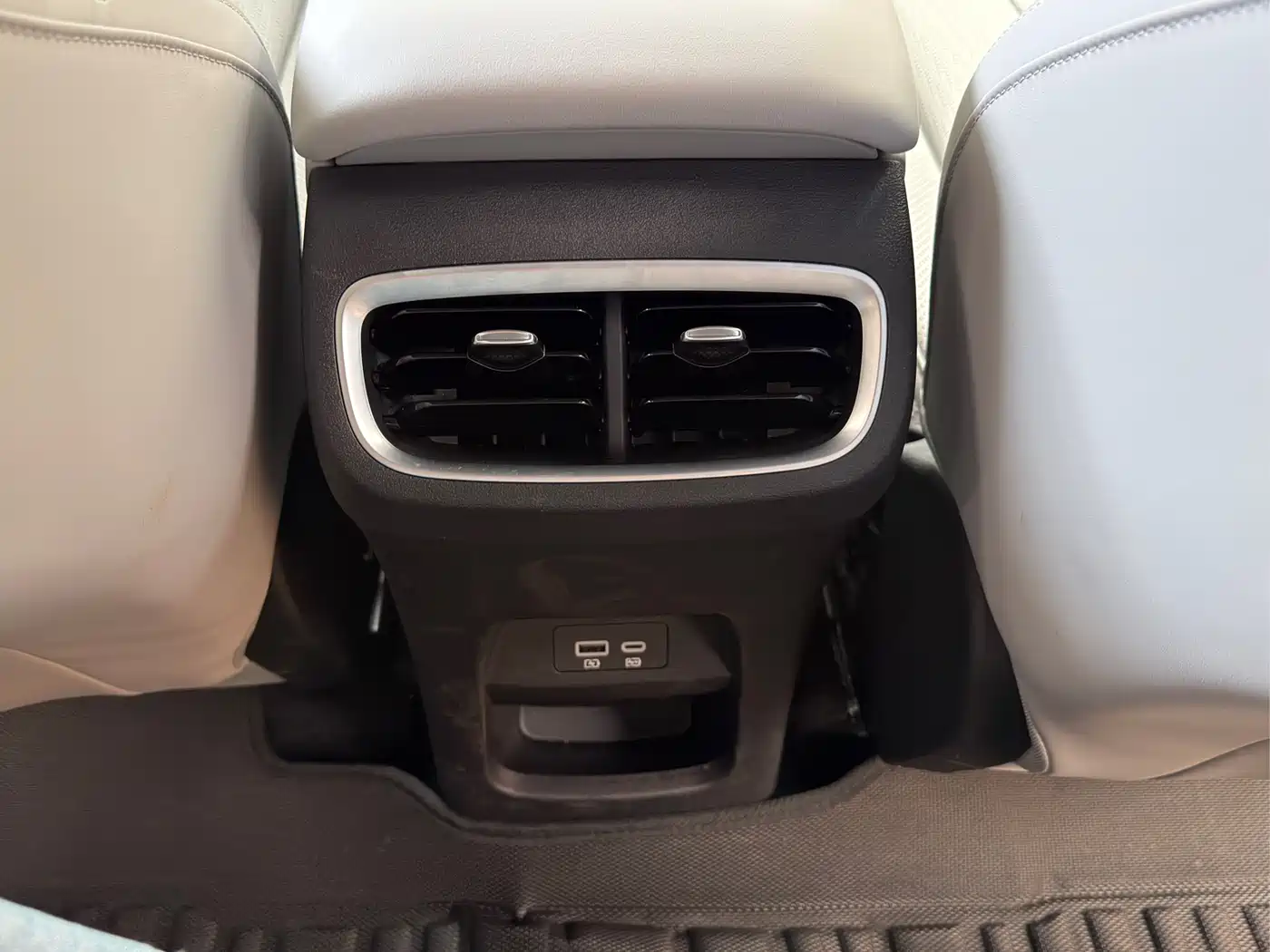 BYD Sealion 06 New Energy 2025 DM-i 170 Pilot Plus Edition фото 12