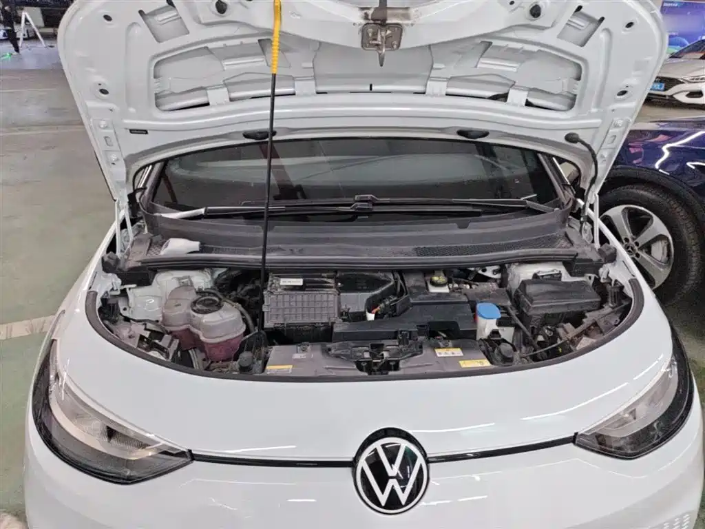 Volkswagen ID.3 2023 Pure Smart Edition фото 19