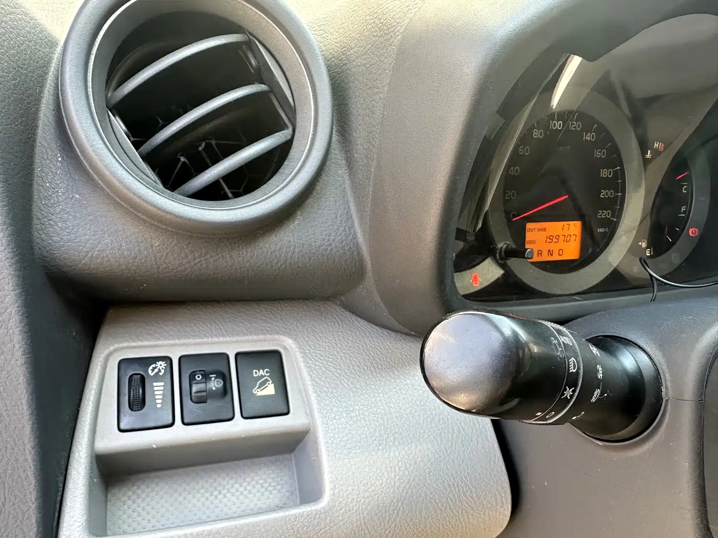 Toyota RAV4 Rongfang 2011 2.4L Automatic 4WD Ultimate Navigation Edition фото 14