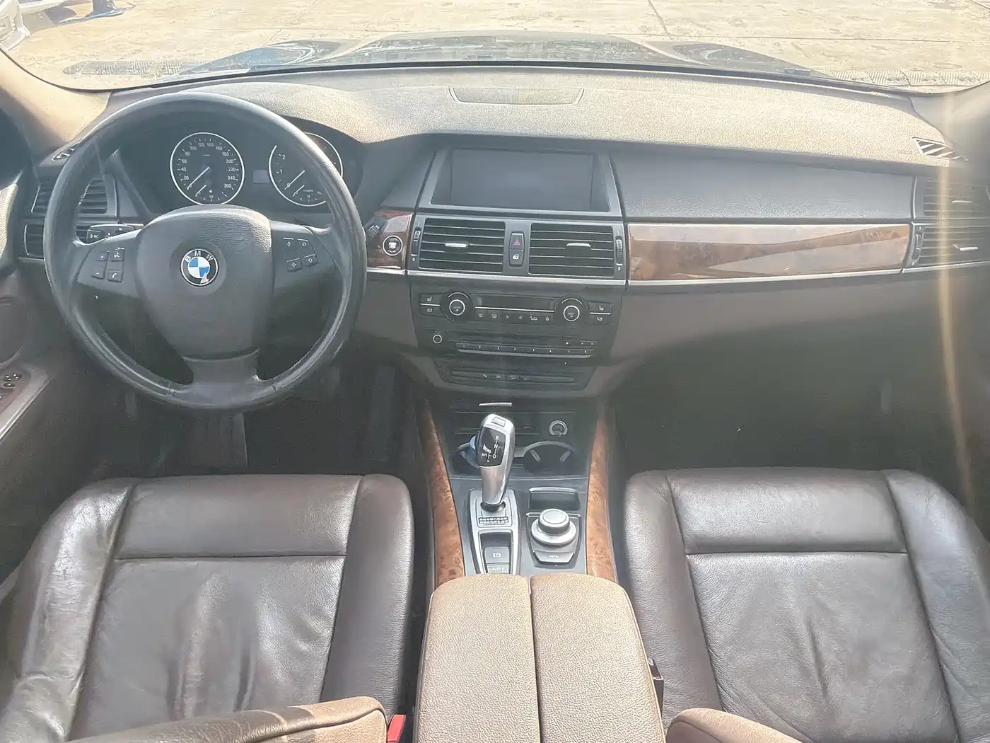 BMW X5 (Import) 2010 xDrive30i Luxury 10th Anniversary Edition фото 16