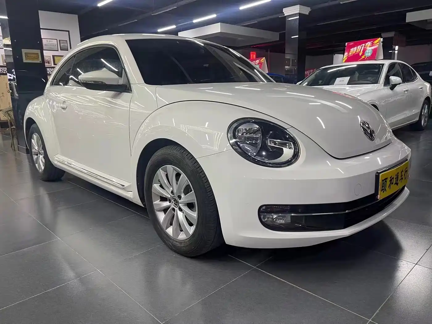 Volkswagen Beetle 2015 180TSI фото 3