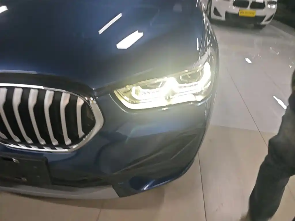 BMW X1 2021 Facelift sDrive20Li Fashion фото 24