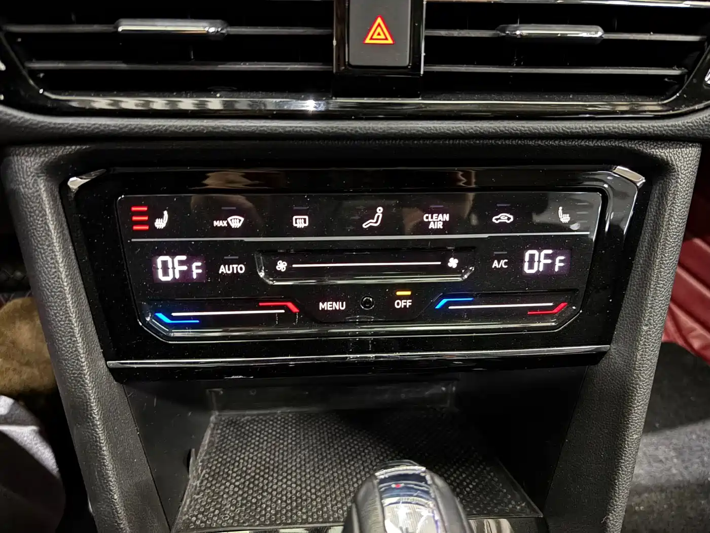 Volkswagen Tharu 2022 280TSI FWD Luxury Edition фото 20