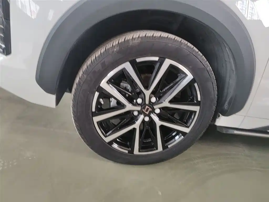 Sehol X8 PLUS 2023 2023 1.5TGDI DCT Smart Enjoyment Edition (7-seater)